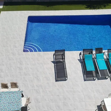 En Pla Roig Holiday home