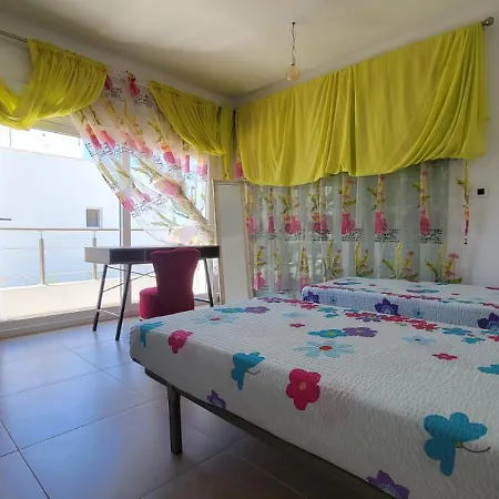 En Pla Roig Holiday home *