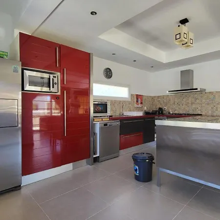 En Pla Roig Holiday home *