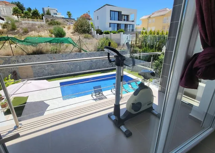 En Pla Roig 度假居 卡尔佩